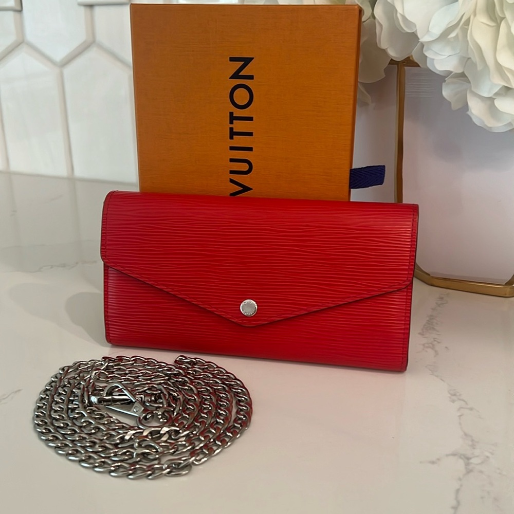 ❤️ Louis Vuitton Sarah NM Wallet Epi Leather Red Excellent